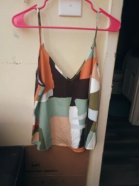 Abstract Print V-Neck Cami Tank Top - Olive/Green/Brown